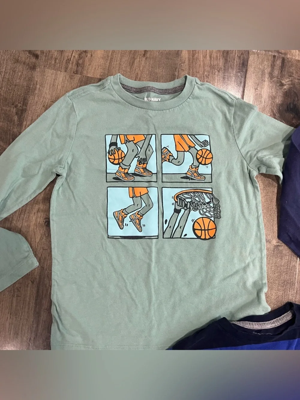 Old Navy Boys Youth Medium 8 Long Sleeve Graphic T-Shirt Lot